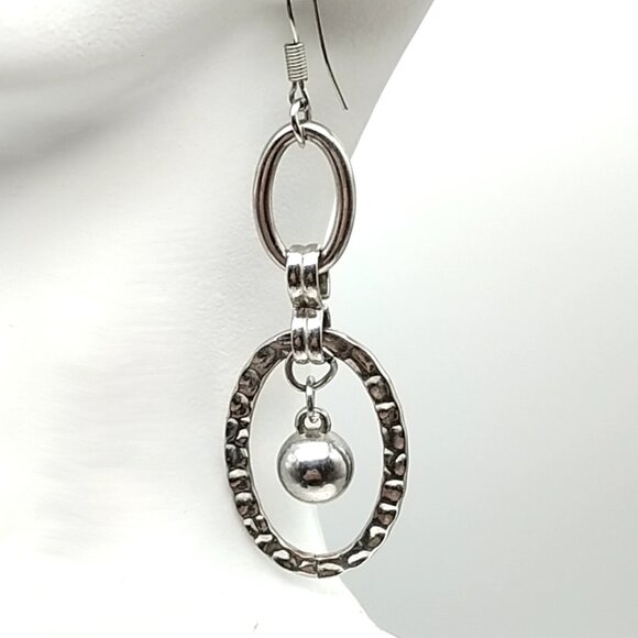 Silver Tone Hammered Long Oval Link Dangle-Drop Earrings with Ball Drop Y2K - Picture 1 of 9